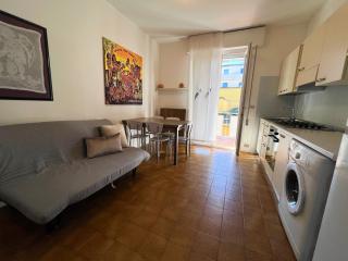 28 Trilocale a pochi passi dal mare - 9