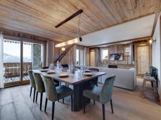Appartement moderne avec balcon, proche des pistes, parking et Wifi - FR-1-690-15 - 0