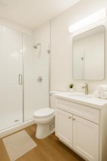 Marina Del Rey View 2BR in MDR - Pool, Jacuzzi, Gym - 4