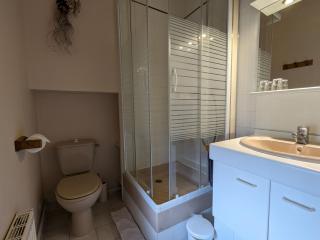 Chambre Jasmin avec piscine et parking au cœur des Châteaux de la Loire - FR-1-590-465 - 2