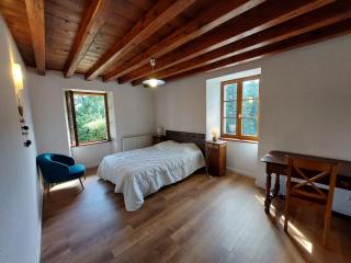 Ferme rénovée, 4 chambres, animaux admis, parking, 9 pers, Autrans, Vercors - FR-1-737-65 - 1