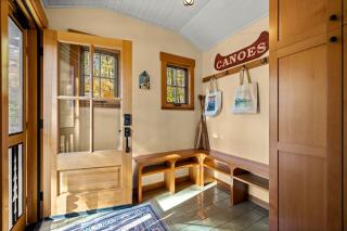 Flathead Lake Retreat - 8