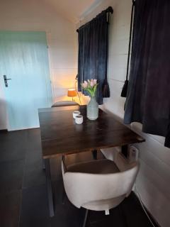 Free Bird at Hunze - 1