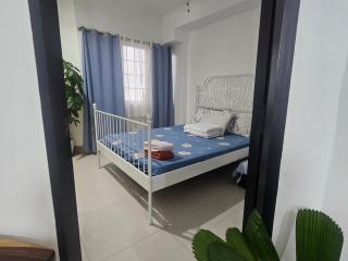 1 BR-High Floor - 2