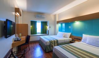 Microtel by Wyndham South Forbes near Nuvali - Santa Rosa - 0