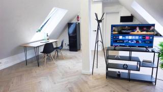 ALFA Stuttgart Studio-Apartment 2 Betten Küche Bad l SmartTV WIFI l Porsche & Bosch l 2 Beds Kitchen Bath BS21A11 - 9