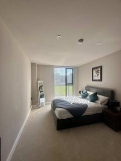 Modern & Spacious 1 Bed Apartment in Birmingham - 7