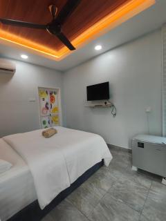 Ku's Roomstay 2 - Free Netflix & Wifi - 5