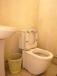 Fido's Guesthouse - 3