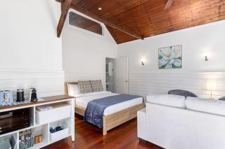The Stables- Cosy Cottage Vibes near Coogee Beach - 9