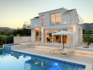 Holiday house Trogir NATURA with swimming pool - 0