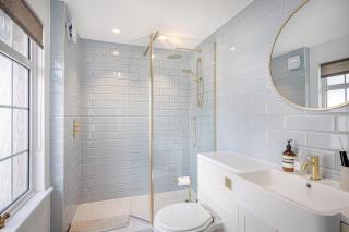 Stylish 3-Bed Home Close to Stansted Airport - 3