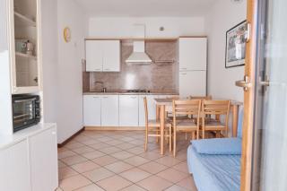 Cozy flat in a bright residence-Beahost - 8