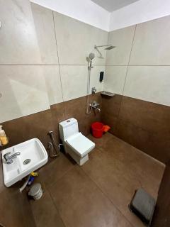 LAVIZ, Comfy 2BHK, Walk to Padmanabhaswamy Temple - 3