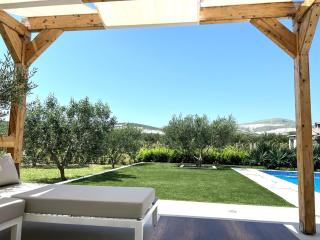 Holiday house Trogir NATURA with swimming pool - 1