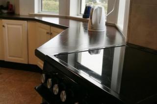 Nature Retreat - Sleeps 4 & Wild Ponies - 8