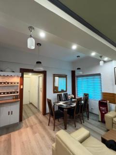 3BR 70sqm Free internet, Penthouse unit in Ermita, Manila near US Embassy - 2