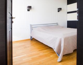 Red Brick House Apartments - 2