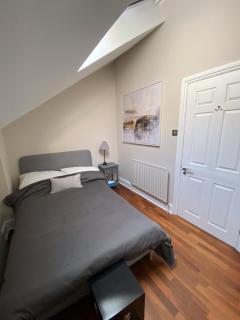 Chelsea flat - 5