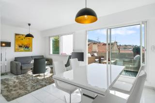 Superbe 2 pièces avec grande terrasse en plein cœur du centre-ville - 0