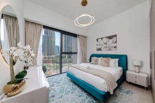 Act One Act Two Stylish 1BR Near Burj Khalifa & Fountains - 3