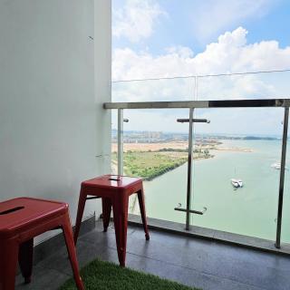 Cozy Apartment with Sea View - One Residence - 6