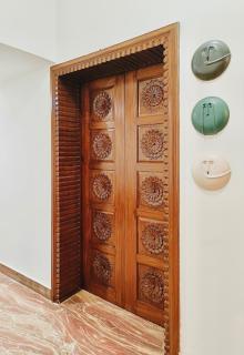 Money plant - 2bhk in Saheed Nagar- city center - 7