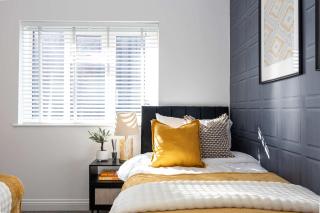 Cosy apartment in the heart of Sale - 1
