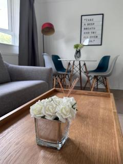 Beautiful Muswell Hill Apartment- Sleeps 5 - 0