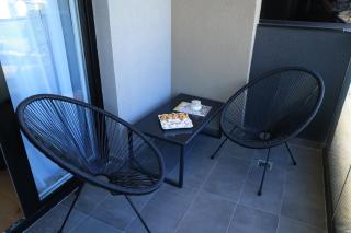 Heaven Luxury Stay - Prime Location with Free Parking - 9