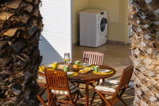 Gonçalves Guest House Patio and Sea View - 2