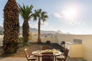Gonçalves Guest House Patio and Sea View - 9