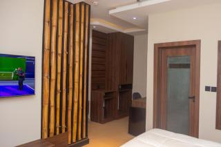 Grayville Hotels and Bistro - 8