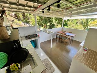 Lunos hilltop Cabin - 5
