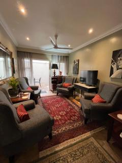 Somerset West Garden Apartments 4 - 5