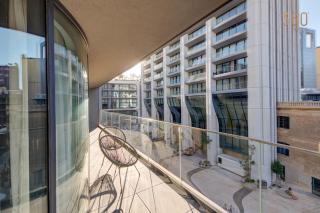 Official Mercury Suites, Stylish 2BR with Terrace by 360 Estates - 6