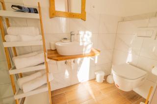 House Božica with sauna & heated pool - 7