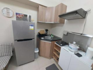 Fully Furnished Studio Unit at Avida Riala with Fast WIFI and Netflix - 2