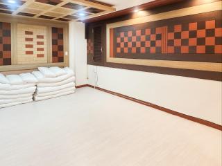 Romance Hotel - 8