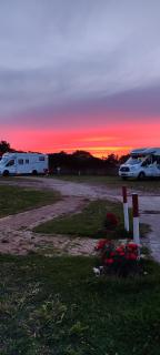 I Faraglioni Bungalow & Area Camper - 4