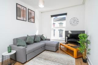 Gloucester Street Nest - 3BR Flat for 6 Guests - 9