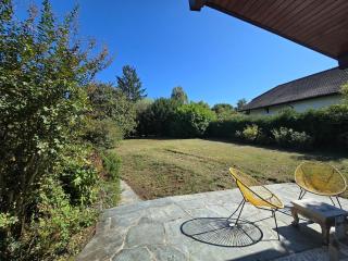Charmante villa avec terrasse et jardin arboré - 8