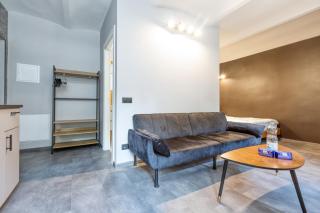 Stylish Mosaic Flat - 4