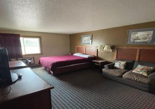 Best Budget Inn - 4