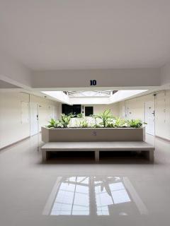 Hillside Condo 2 - 7