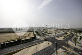 Bloomfields Deluxe 2br The Gate Masdar - 9