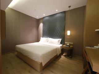 Ibis Styles XM Zhongshan Hotel - 4