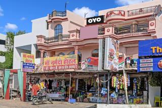 Super HOTEL O MAA NARMADA - 3