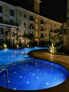 Enjoy at Your Own 2BHK Luxurious Home with LPG Pool Net - 0