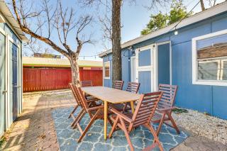 2 Mi to Dtwn Austin Gem with Patio and Yard - 8
